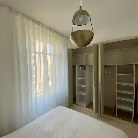Beautiful 2mn Walking Distance From La Croisette And The * Канни